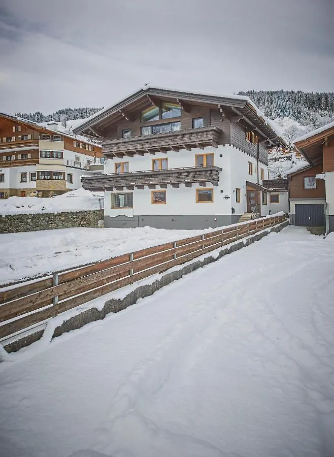 Glemm Lodge Apartments - Joker Card Im Sommer Inklusive Saalbach-Hinterglemm